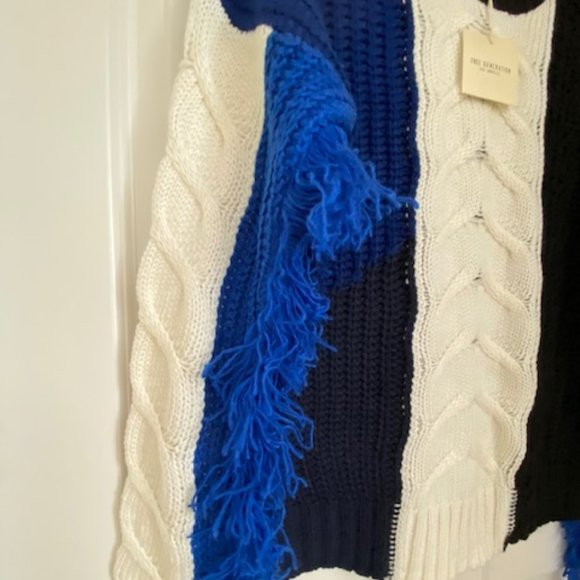 Free Generation Color Block Fringe Sleeve Sweater Size Small - Picture 4 of 11
